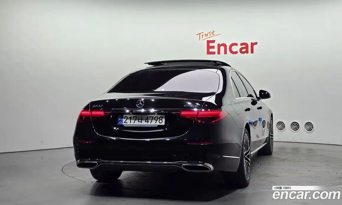 Mercedes-Benz S-Class 2024 3.0 Автомат в Москве № 224510, фото 18