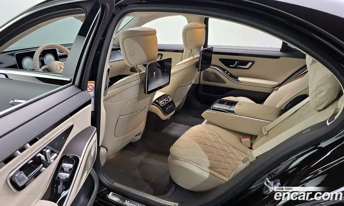 Mercedes-Benz S-Class 2024 3.0 Автомат в Москве № 224510, фото 19