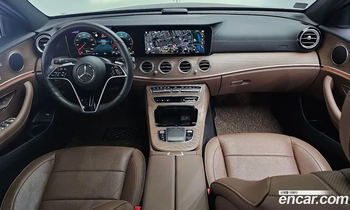 Mercedes-Benz E-Class 2023 2.0 Автомат в Москве № 224962, фото 19