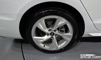 Audi A4 2021 2.0 Автомат в Москве № 229919, миниатюра 3