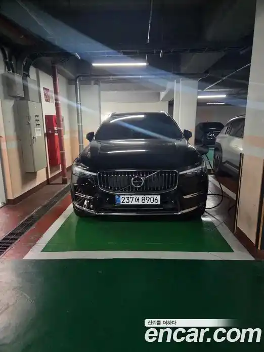 Volvo XC60 2025 2.0 Автомат в Москве № 230867, фото 9