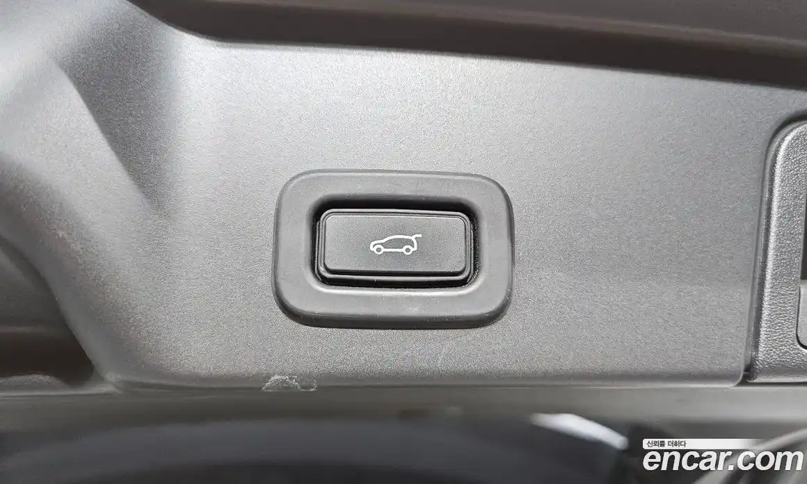 Land Rover Range-Rover Evoque 2021 2.0 Автомат в Москве № 231256, фото 17