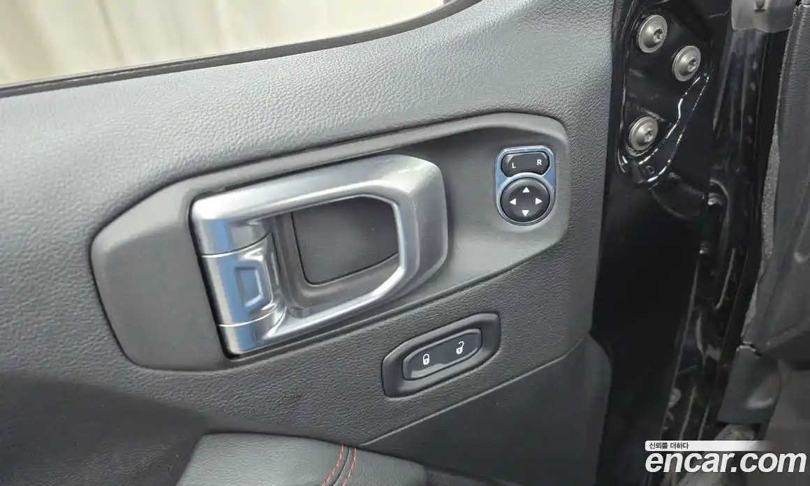 Jeep Wrangler 2021 2.0 Автомат в Москве № 232384, фото 18