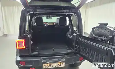 Jeep Wrangler 2021 2.0 Автомат в Москве № 232384, миниатюра 7