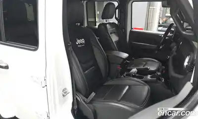 Jeep Wrangler 2021 2.0 Автомат в Москве № 232409, миниатюра 3