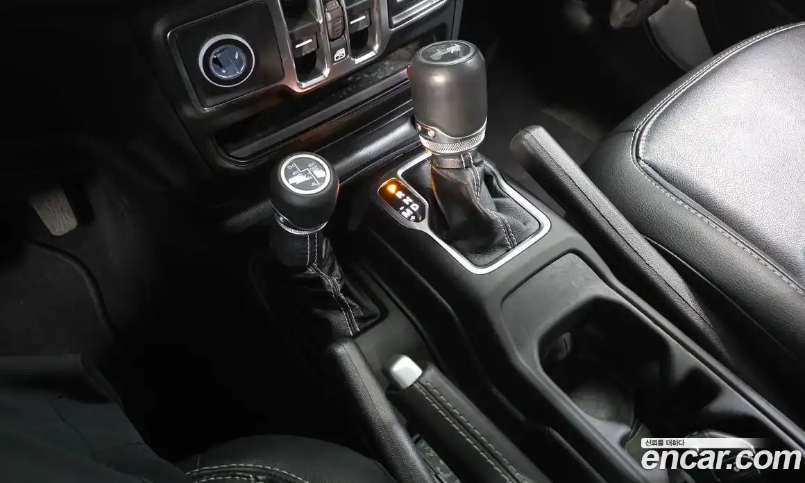 Jeep Wrangler 2021 2.0 Автомат в Москве № 232409, фото 4