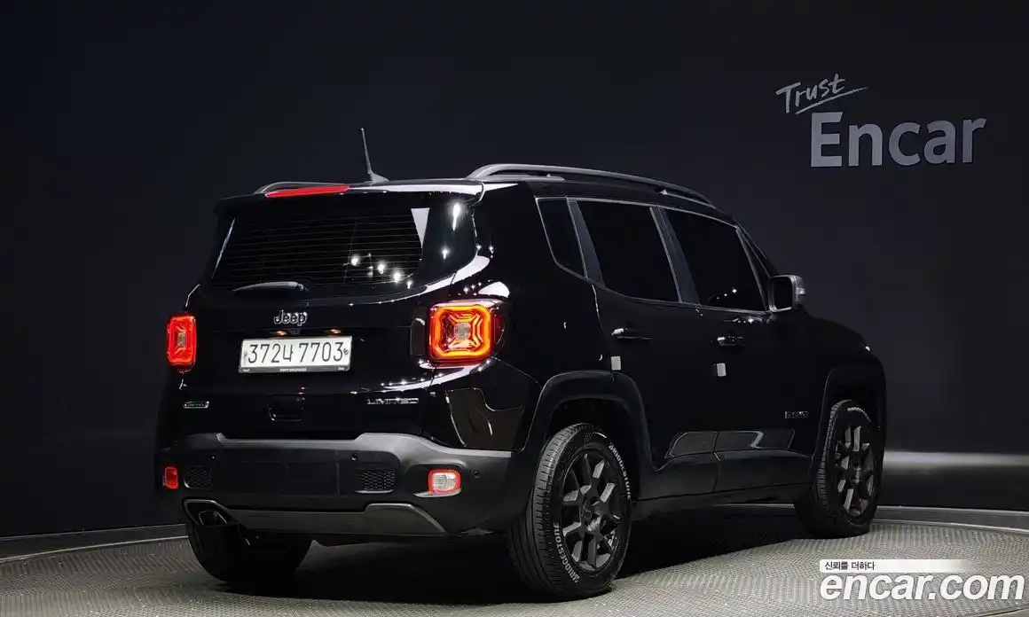Jeep Renegade 2020 1.6 Автомат в Москве № 232436, фото 18