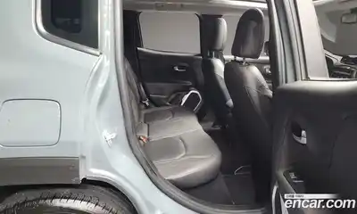 Jeep Renegade 2018 2.4 Автомат в Москве № 232497, миниатюра 7