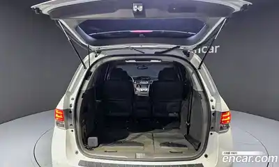 Honda Odyssey 2015 3.5 Автомат в Москве № 232848, миниатюра 12