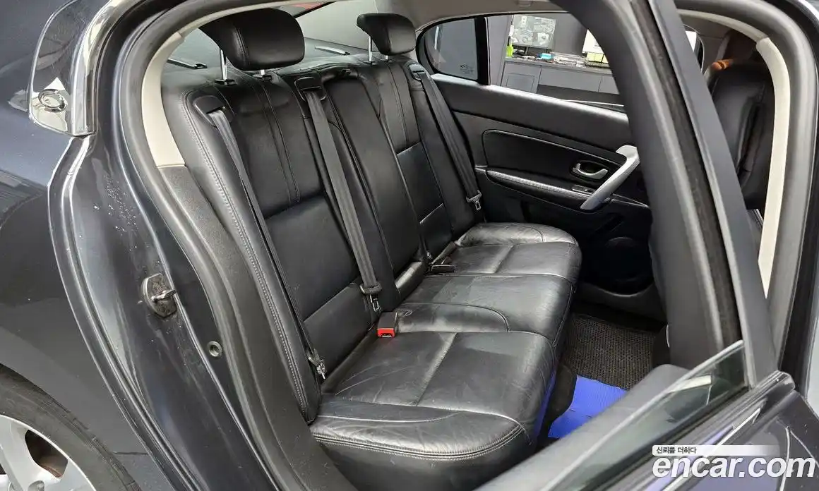 Renault SM5 2012 2.0 Автомат в Москве № 242731, фото 13