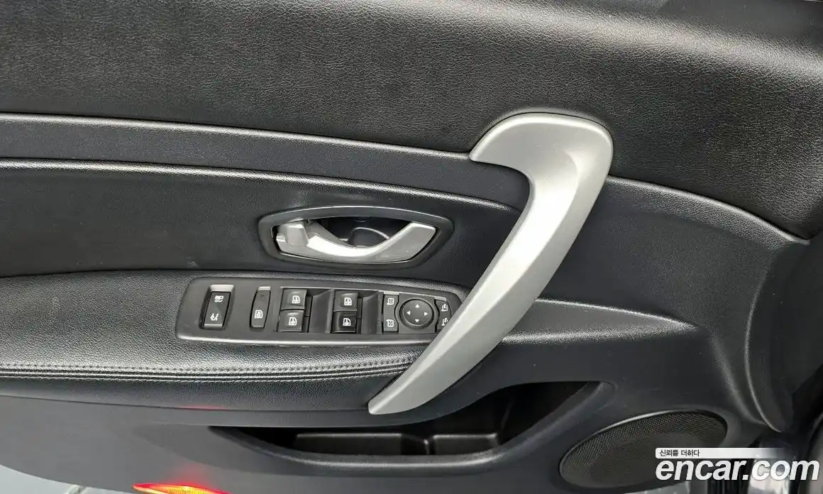 Renault SM5 2012 2.0 Автомат в Москве № 242731, фото 8