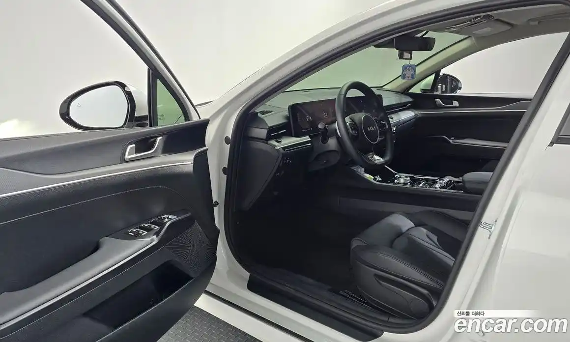 Kia K5 2024 1.6 Автомат в Москве № 249969, фото 15