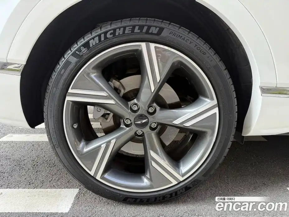 Genesis GV80 2024 2.5 Автомат в Москве № 25137, фото 18