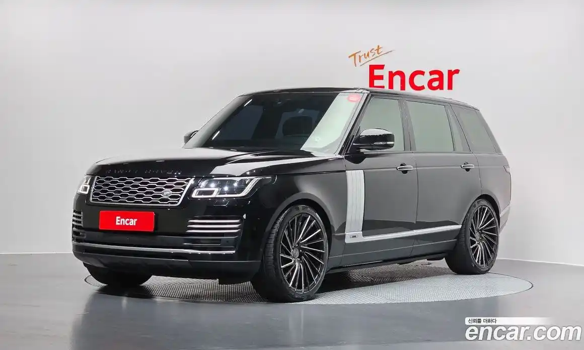 Land Rover Range-Rover 2020 4.4 Автомат в Москве № 252712, фото 14