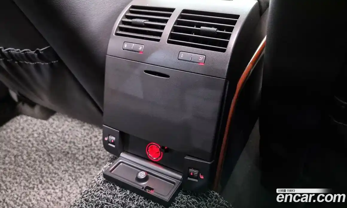 Volkswagen Phaeton 2006 3.2 Автомат в Москве № 254850, фото 3