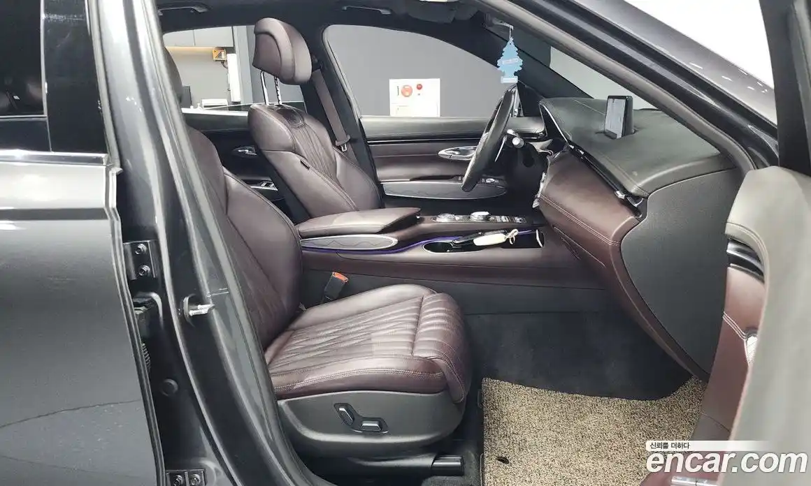 Genesis GV70 2021 2.5 Автомат в Москве № 25678, фото 4