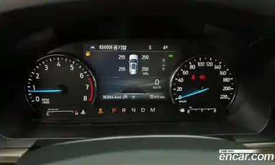 Ford Explorer 2020 2.3 Автомат в Москве № 273409, миниатюра 9