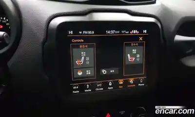 Jeep Renegade 2018 2.0 Автомат в Москве № 278809, миниатюра 12