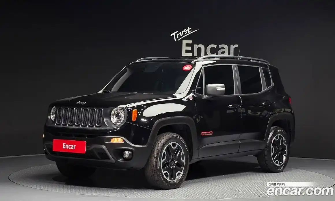 Jeep Renegade 2018 2.0 Автомат в Москве № 278809, фото 20