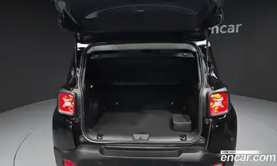 Jeep Renegade 2018 2.0 Автомат в Москве № 278809, миниатюра 2