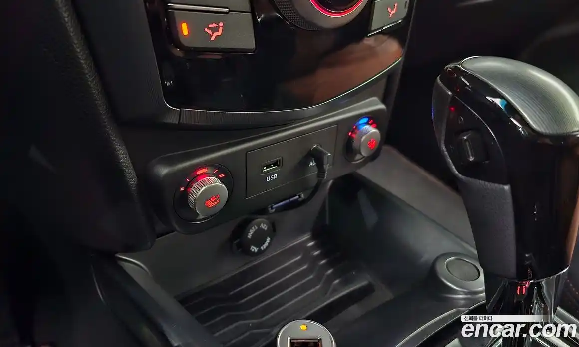 SsangYong TIBOLI 2018 1.6 Автомат в Москве № 290193, фото 13