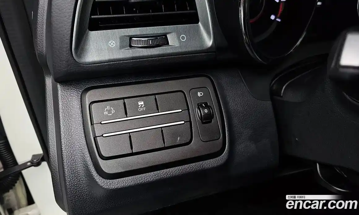 SsangYong TIBOLI 2018 1.6 Автомат в Москве № 290193, фото 20