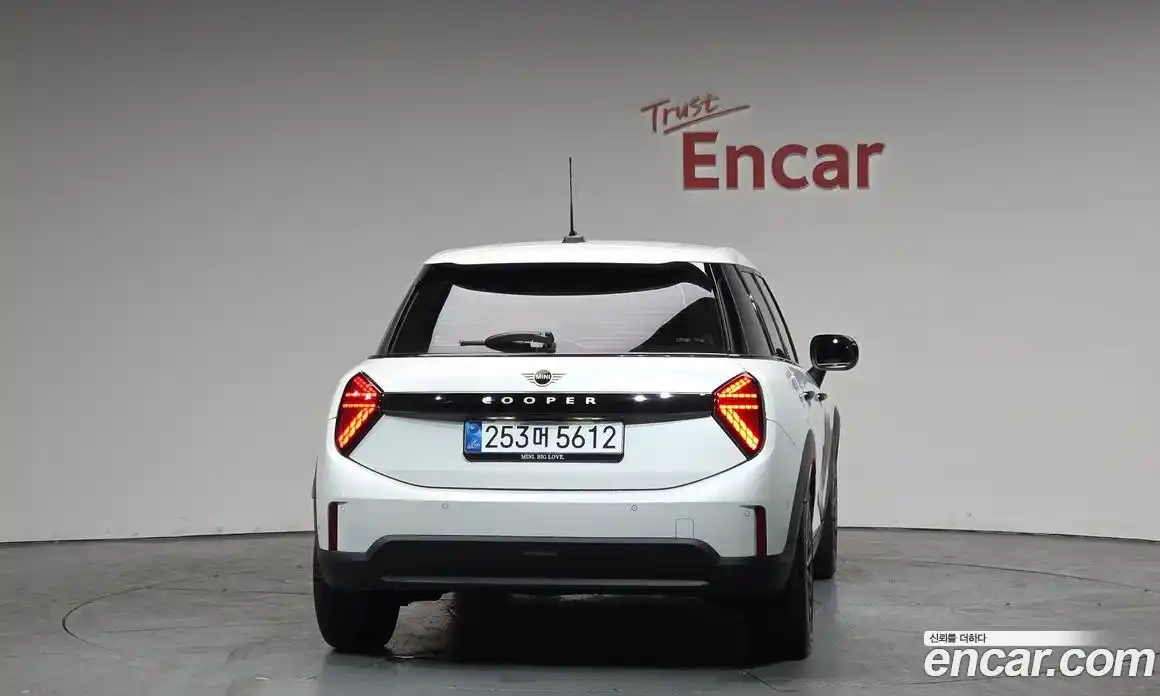 Mini Cooper 2025 2.0 Автомат в Москве № 299134, фото 3