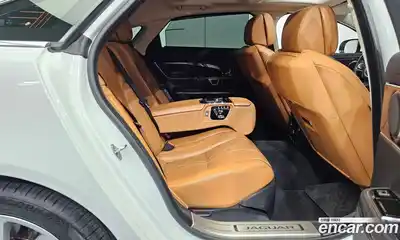 Jaguar XJ 2017 3.0 Автомат в Москве № 305048, миниатюра 3
