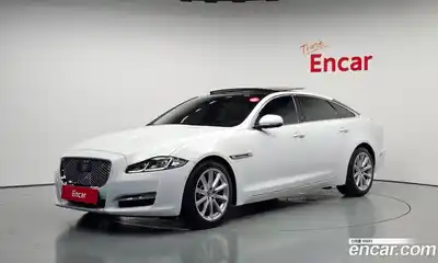 Jaguar XJ 2017 3.0 Автомат в Москве № 305048, миниатюра 9