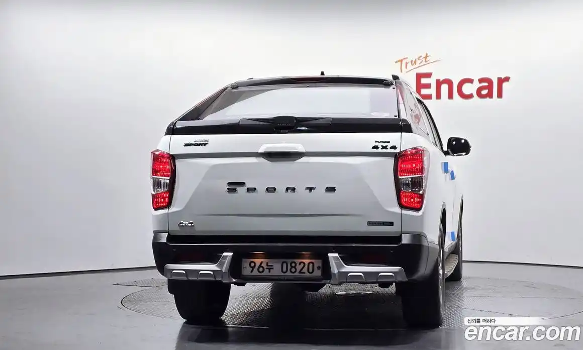 SsangYong Rexton 2018 2.2 Автомат в Москве № 31814, фото 6