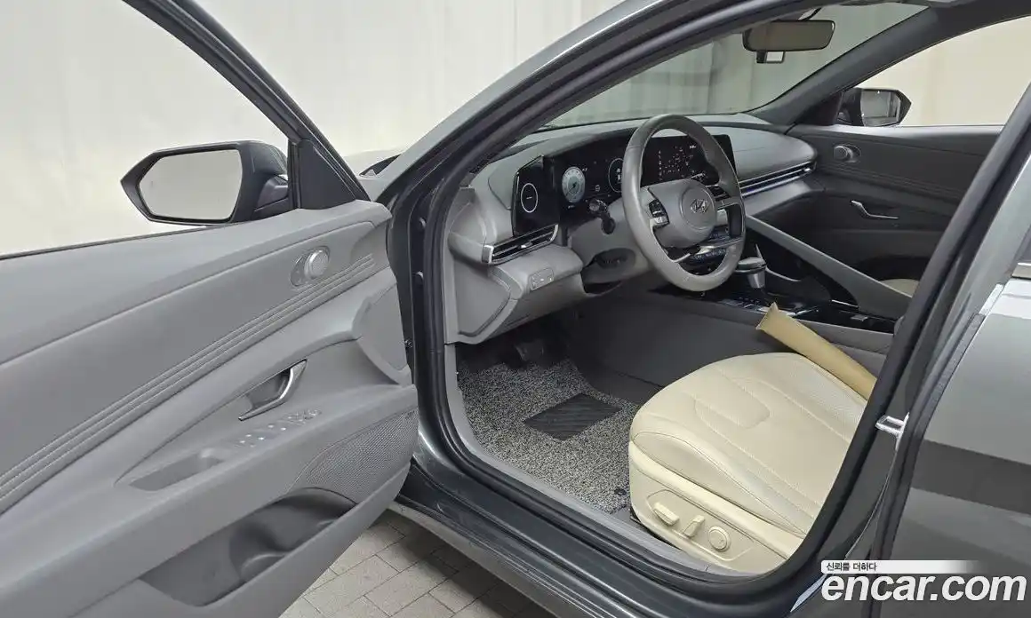 Hyundai Avante 2023 1.6 Автомат в Москве № 318438, фото 17