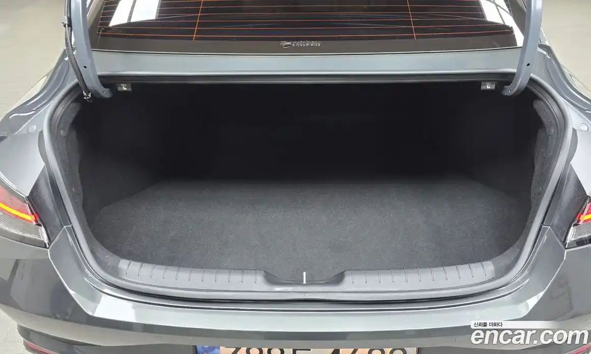 Hyundai Avante 2023 1.6 Автомат в Москве № 318438, фото 20