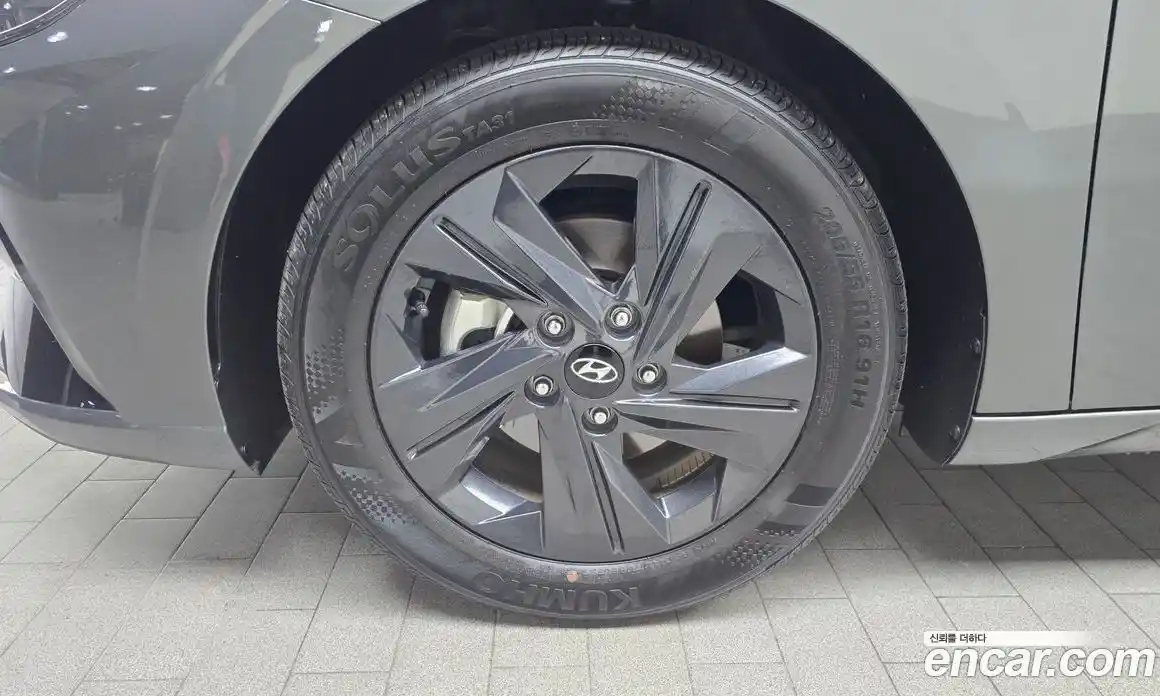 Hyundai Avante 2023 1.6 Автомат в Москве № 318438, фото 6