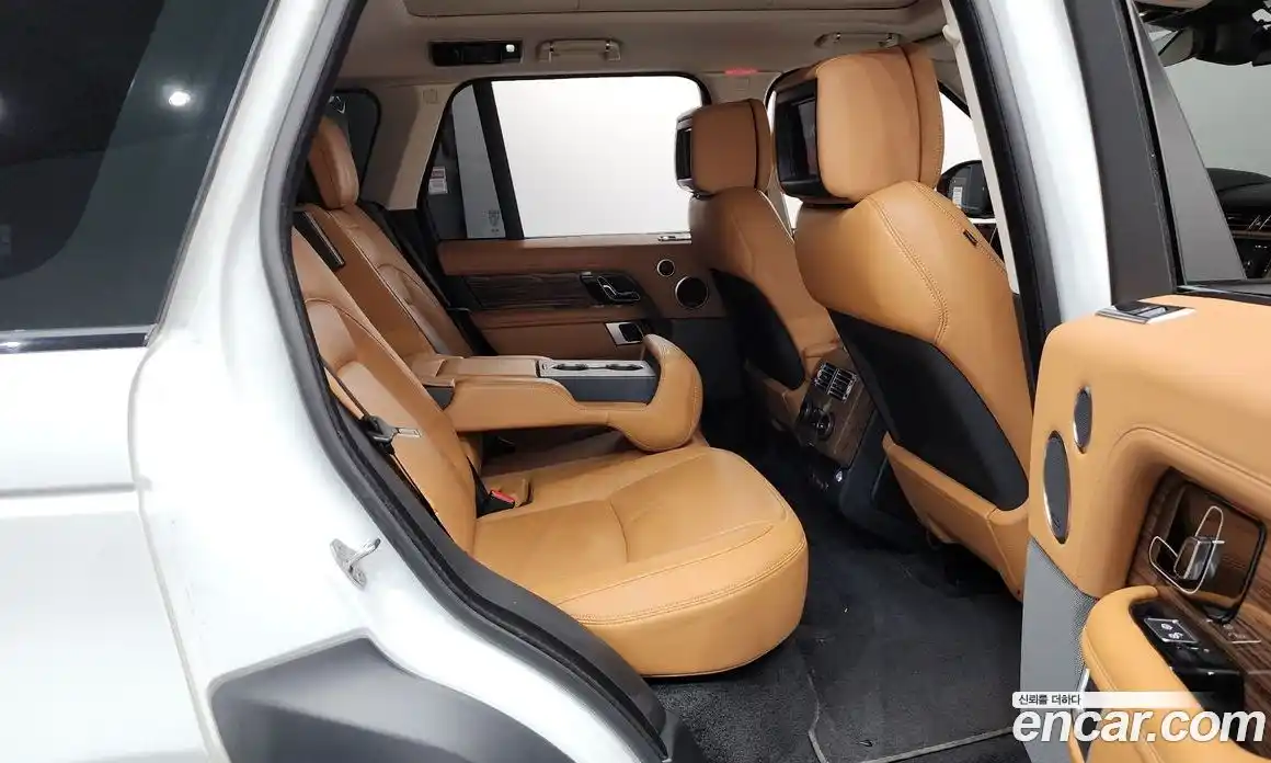 Land Rover Range-Rover 2019 5.0 Автомат в Москве № 328301, фото 9