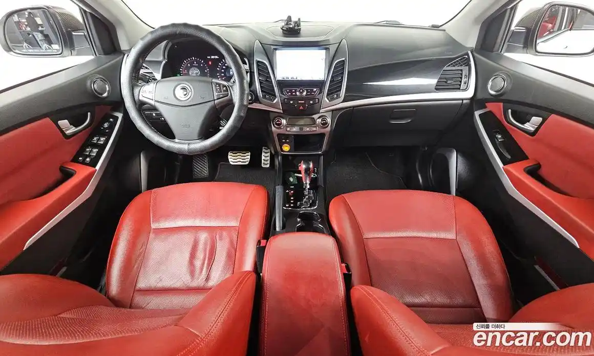 SsangYong Korando 2015 2.0 Автомат в Москве № 32847, фото 15