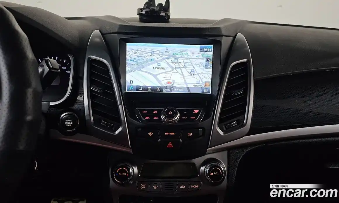 SsangYong Korando 2015 2.0 Автомат в Москве № 32847, фото 17