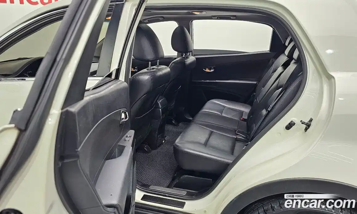 SsangYong Korando 2012 2.0 Автомат в Москве № 33111, фото 11