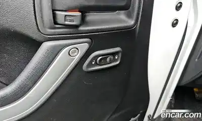 Jeep Wrangler 2014 2.8 Автомат в Москве № 340151, миниатюра 6