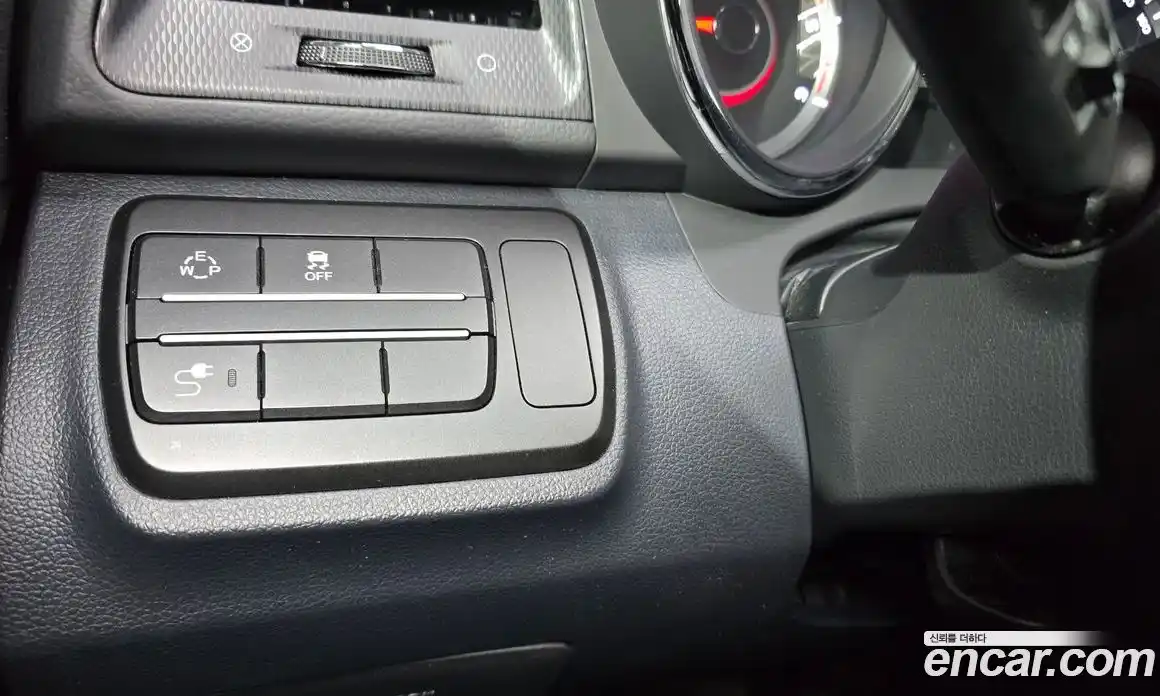 SsangYong TIBOLI 2017 1.6 Автомат в Москве № 34524, фото 8