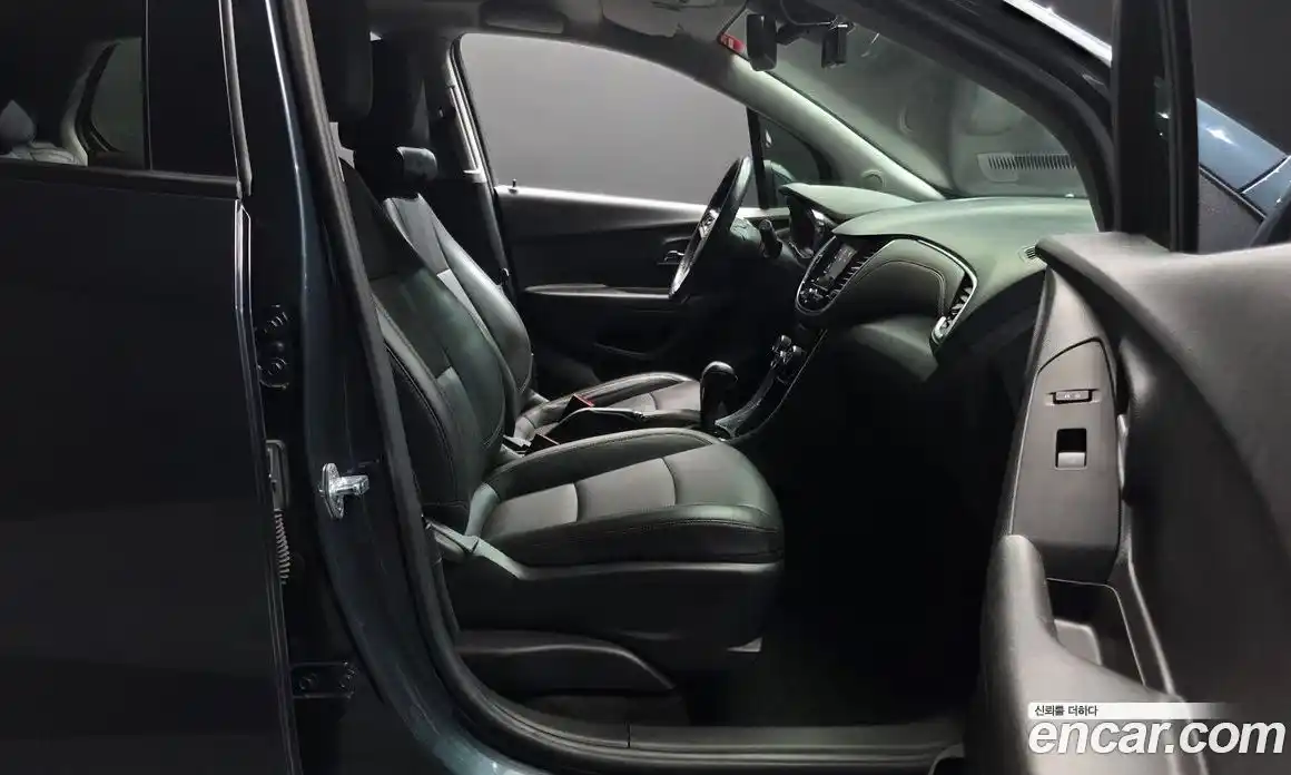 Chevrolet Trax 2021 1.6 Автомат в Москве № 37401, фото 3