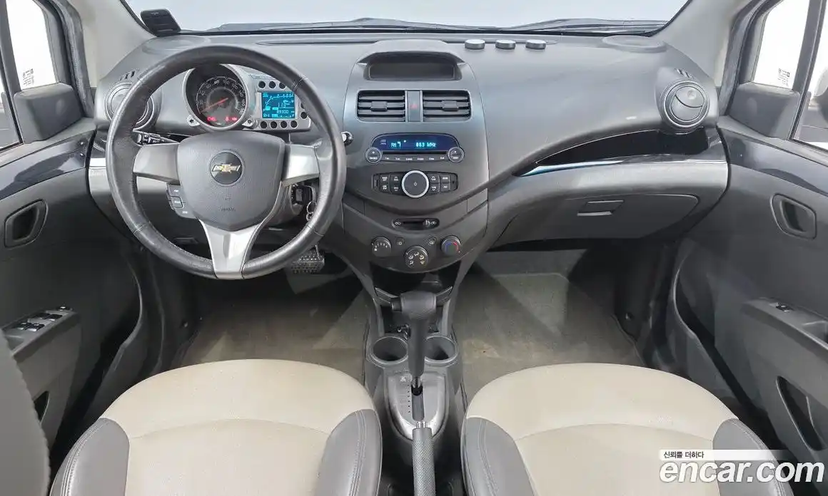 Chevrolet Spark 2012 1.0 Автомат в Москве № 38608, фото 2