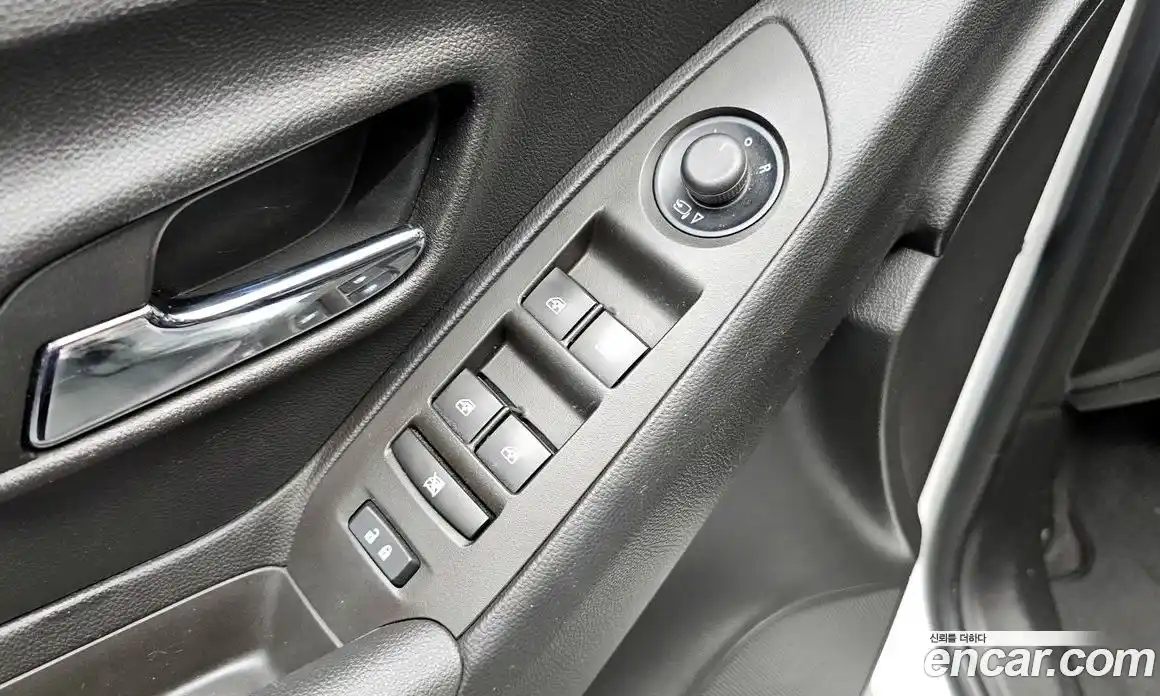 Chevrolet Trax 2013 1.4 Автомат в Москве № 39107, фото 8