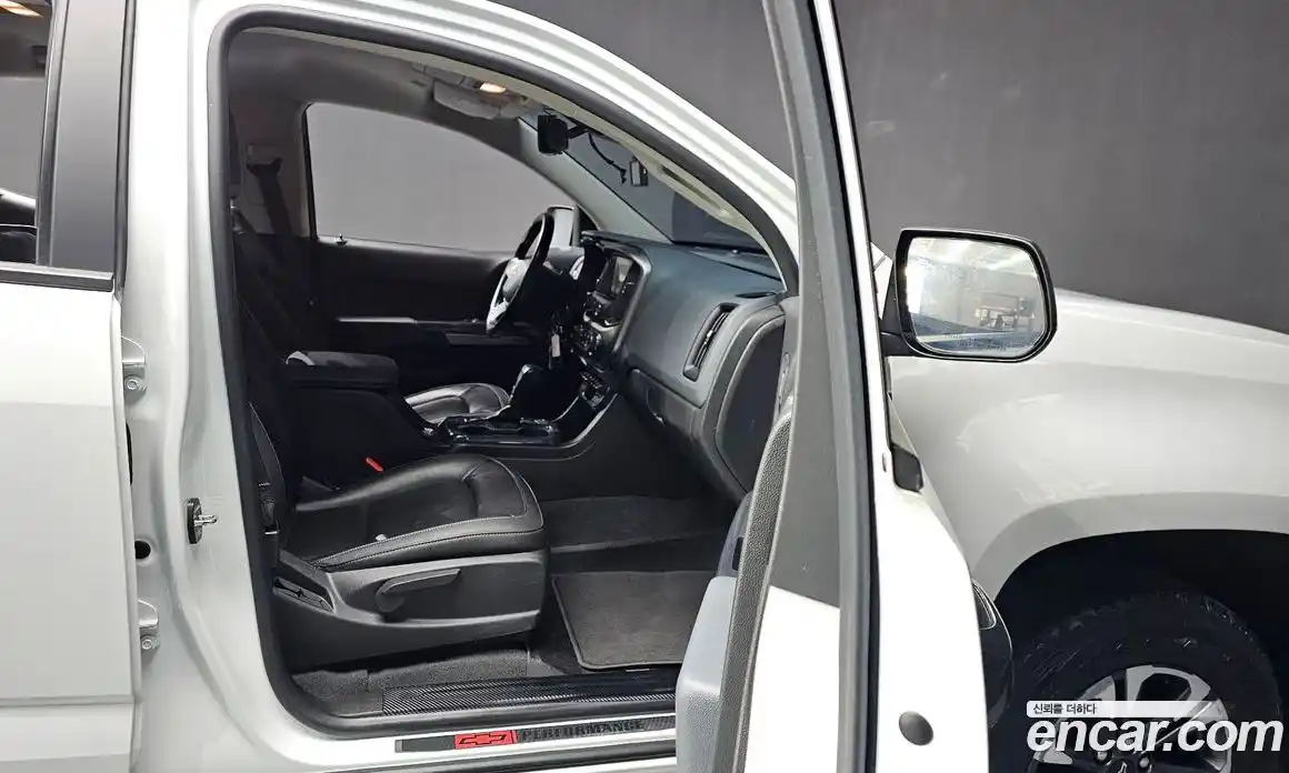 Chevrolet Colorado 2021 3.6 Автомат в Москве № 39145, фото 19