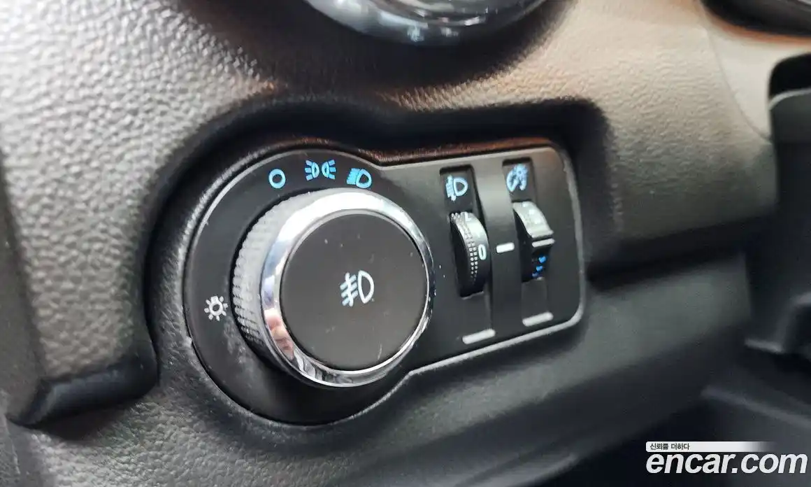 Chevrolet Trax 2013 1.4 Автомат в Москве № 39944, фото 18