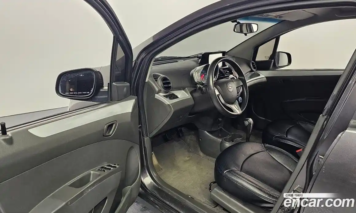 Chevrolet Spark 2015 1.0 Автомат в Москве № 41012, фото 13