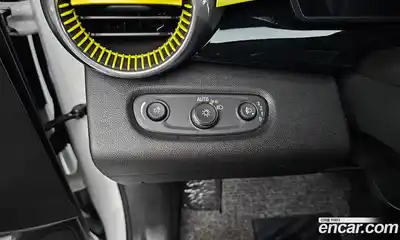 Chevrolet Trax 2025 1.2 Автомат в Москве № 41064, миниатюра 3