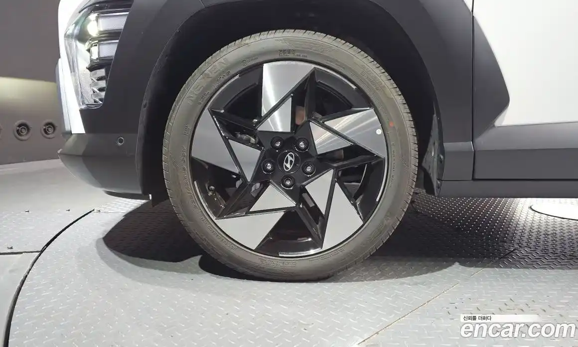 Hyundai Kona 2025 1.6 Автомат в Москве № 43905, фото 7