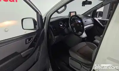 Hyundai Starex 2021 2.5 Автомат в Москве № 48333, миниатюра 9