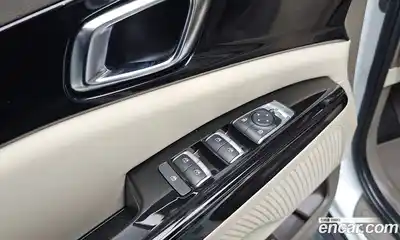 Kia Canival 2023 3.5 Автомат в Москве № 51505, миниатюра 12