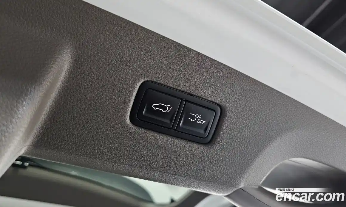 Kia Canival 2023 3.5 Автомат в Москве № 51505, фото 3